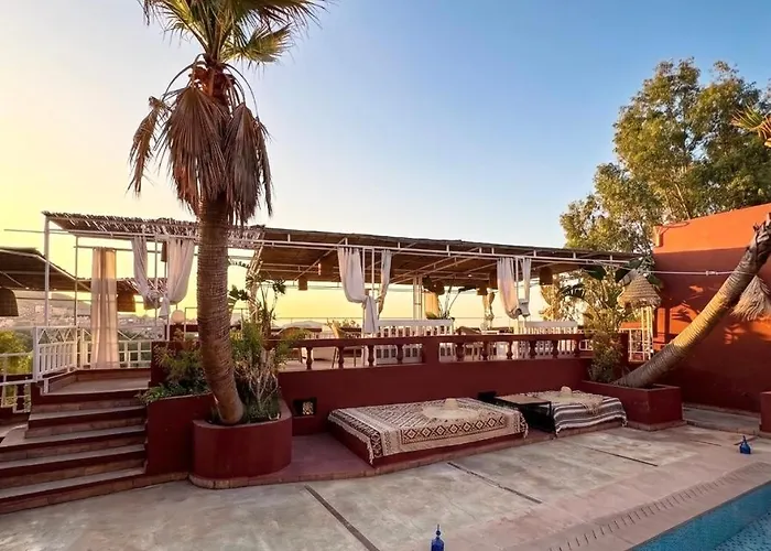 Lakasbah Du Lac-Boutique Hotel & Restaurant